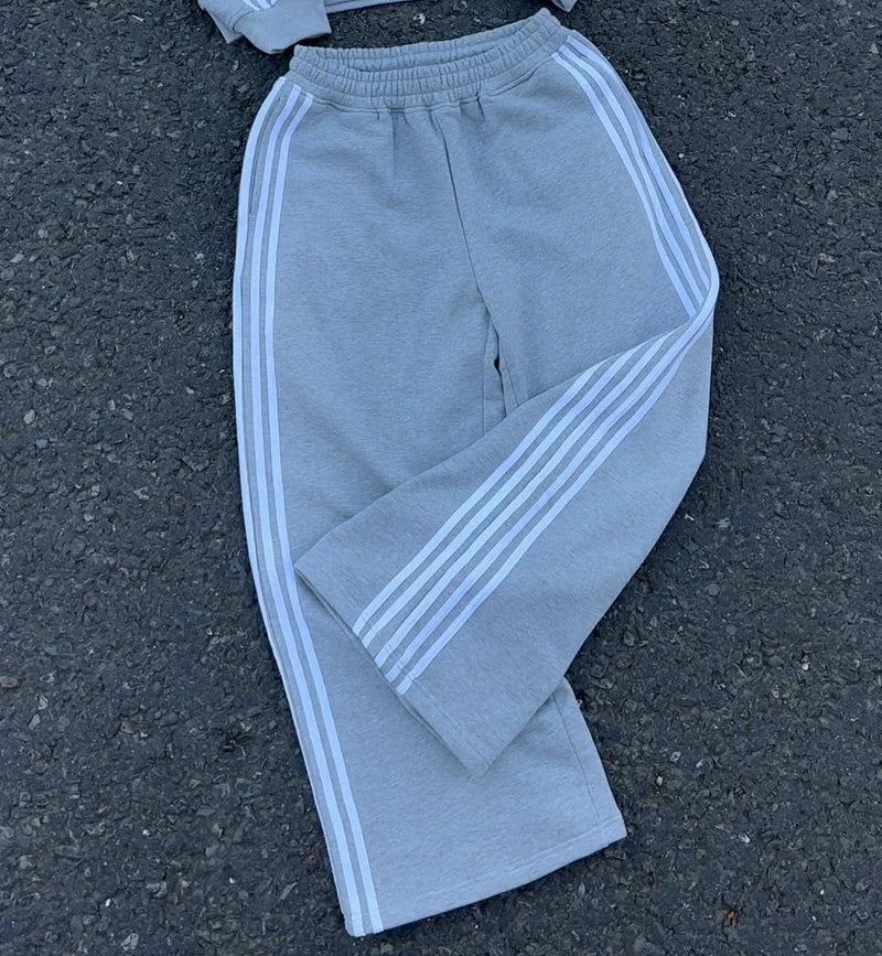 Stripe Embroidery Tracksuit